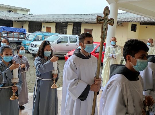 Grafika #0: Obchody 25-lecia misji w Ekwadorze