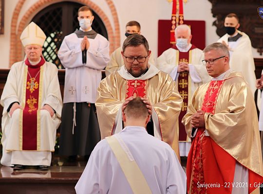 Grafika #64: Święcenia diakonatu i prezbiteratu 2021