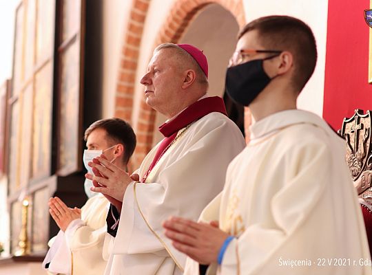 Grafika #12: Święcenia diakonatu i prezbiteratu 2021