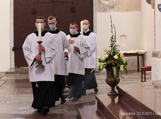 Grafika #15: Święcenia diakonatu i prezbiteratu 2021