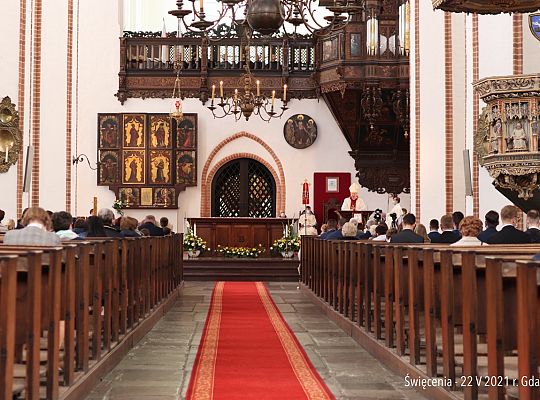 Grafika #25: Święcenia diakonatu i prezbiteratu 2021