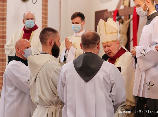 Grafika #29: Święcenia diakonatu i prezbiteratu 2021
