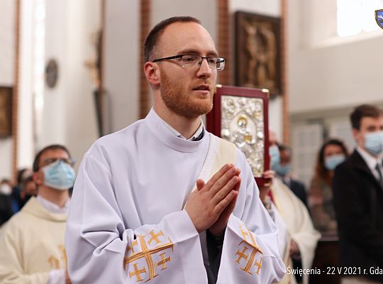 Grafika #2: Święcenia diakonatu i prezbiteratu 2021