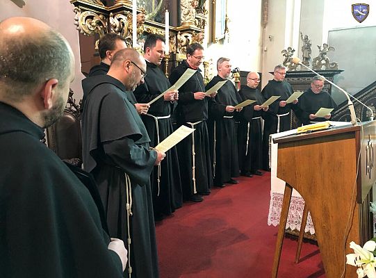 Grafika #3: Wybory i przerwa w obradach X Kapituły Prowincji