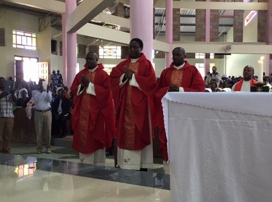Grafika #3: Kenia: nowi kapłani w prowincji