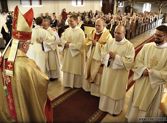 Grafika #26: Elbląg: Święcenia 2016