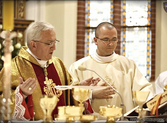 Grafika #29: Elbląg: Święcenia 2016