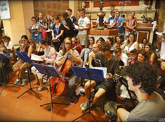 Grafika #64: Giovani verso Assisi 2015 - relacja