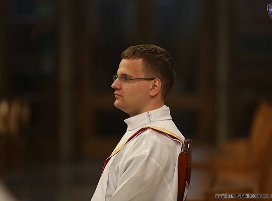 Grafika #5: Święcenia 2015