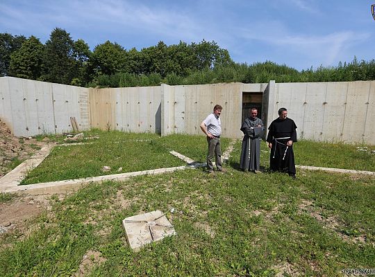 Grafika #7: Kłajpeda: Minister Prowincjalny na budowie