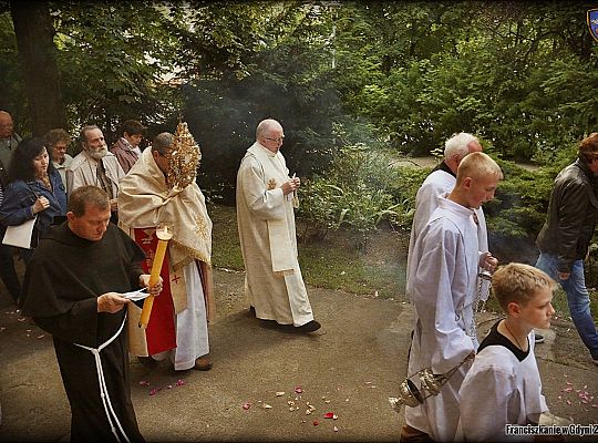 Grafika #9: Gdynia: procesje eucharystyczne