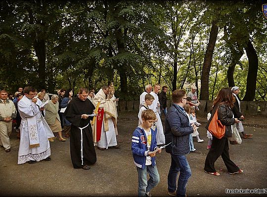 Grafika #11: Gdynia: procesje eucharystyczne
