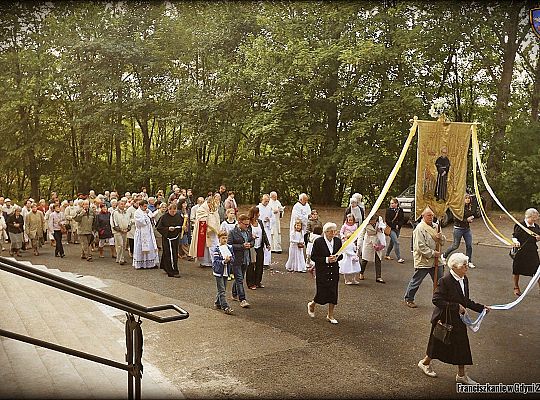 Grafika #13: Gdynia: procesje eucharystyczne