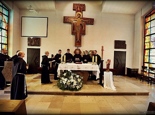 Grafika #0: Święcenia 2014