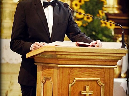 Grafika #10: Święcenia 2014