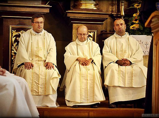 Grafika #13: Święcenia 2014