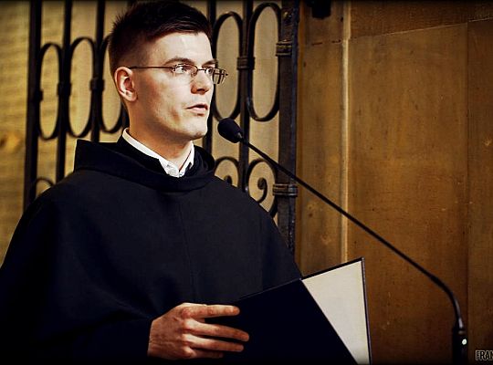 Grafika #15: Święcenia 2014