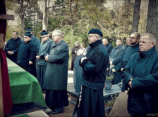 Grafika #48: Pogrzeb o. Jacka Kamzeli
