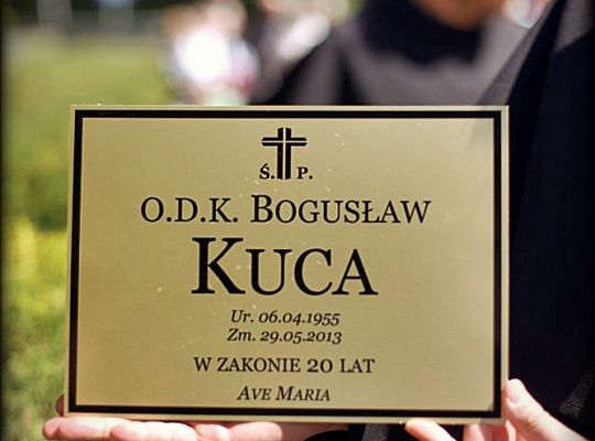 Grafika #35: Pogrzeb o. Bogusława Kucy