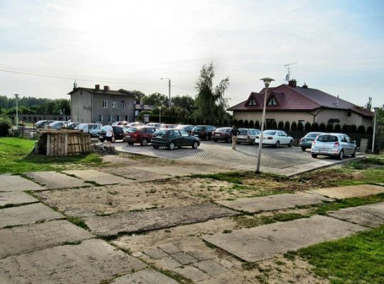 Grafika #1: Ostróda: nowy parking w dzień św. Krzysztofa