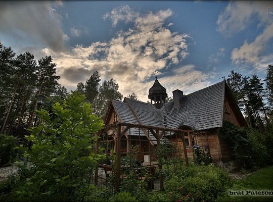 Grafika #2: Pustelnia: nowy przełożony