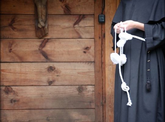 Grafika #13: Pustelnia: nowy przełożony