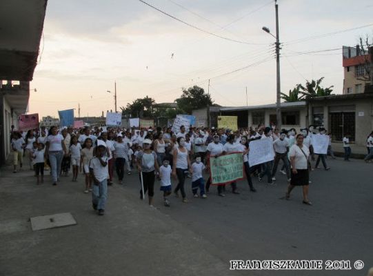 Grafika #12: Santo Domingo: rocznica śmierci o. Mirka