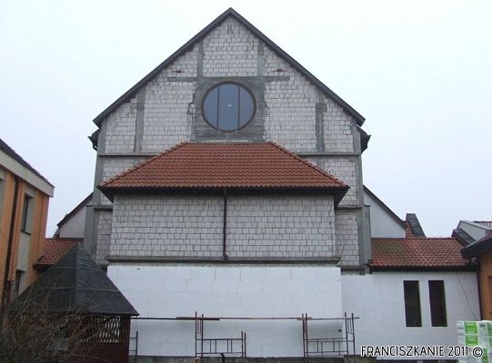 Grafika #0: Ostróda: elewacja kościoła