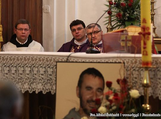 Grafika #4: Kołobrzeg: Msza św. żałobna w intencji o. Mirosława Karczewskiego