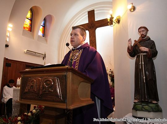 Grafika #7: Kołobrzeg: Msza św. żałobna w intencji o. Mirosława Karczewskiego