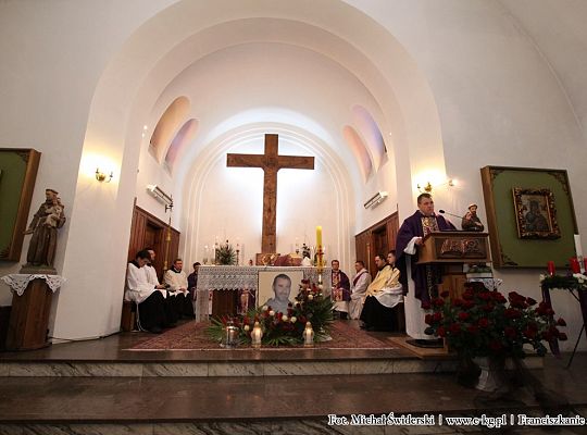 Grafika #14: Kołobrzeg: Msza św. żałobna w intencji o. Mirosława Karczewskiego