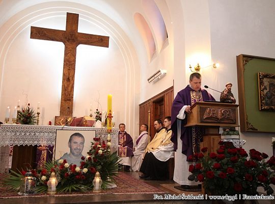 Grafika #15: Kołobrzeg: Msza św. żałobna w intencji o. Mirosława Karczewskiego