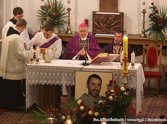 Grafika #23: Kołobrzeg: Msza św. żałobna w intencji o. Mirosława Karczewskiego