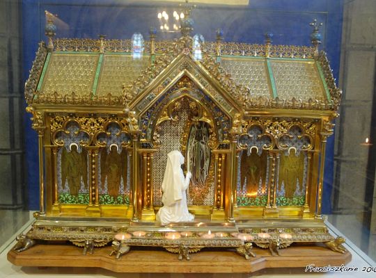 Grafika #6: Lourdes: spotkanie na rzecz dialogu