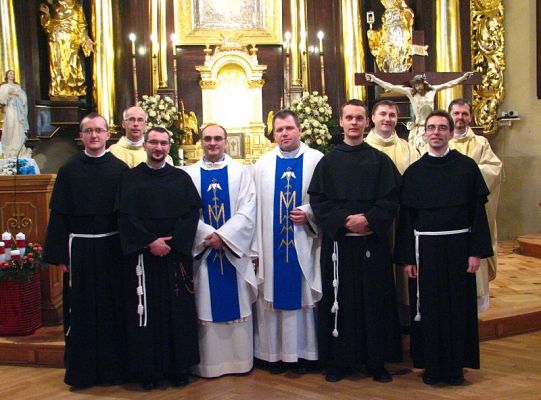 Grafika #5: Śluby wieczyste w seminarium